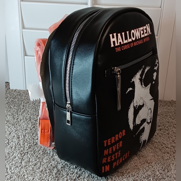 New Michael Myers Bioworld Mini Backpack And Matching Wallet, Halloween - Picture 15 of 15